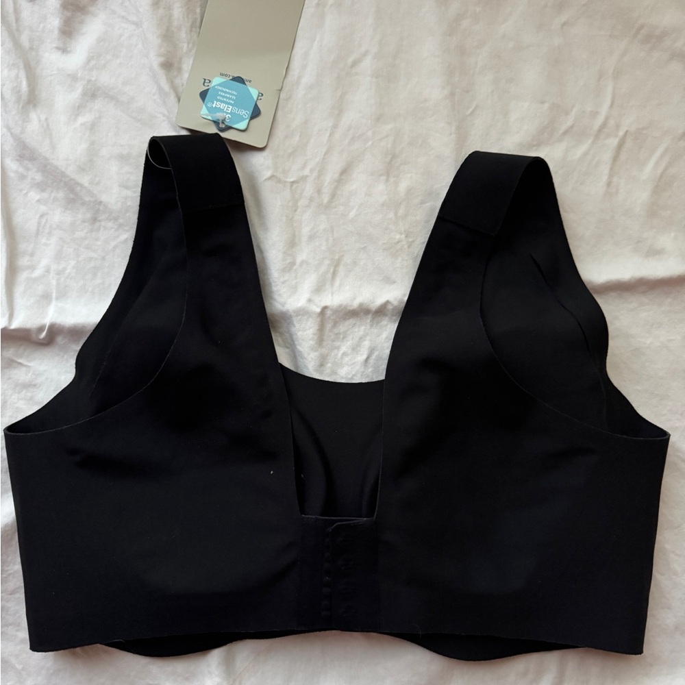 Amoena Bra size large